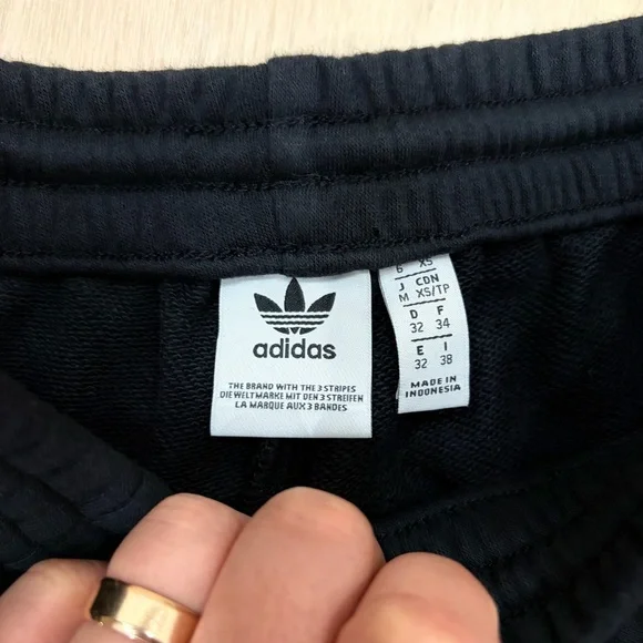 Adidas Originals Women's Track Pants Black Boot cut pant with ankle Gold zip XS - Picture 14 of 16